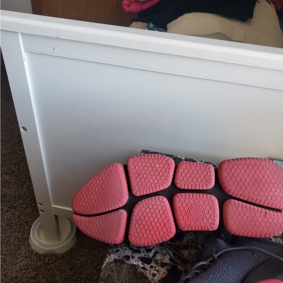 Moncler shoes - Picture 6 of 8